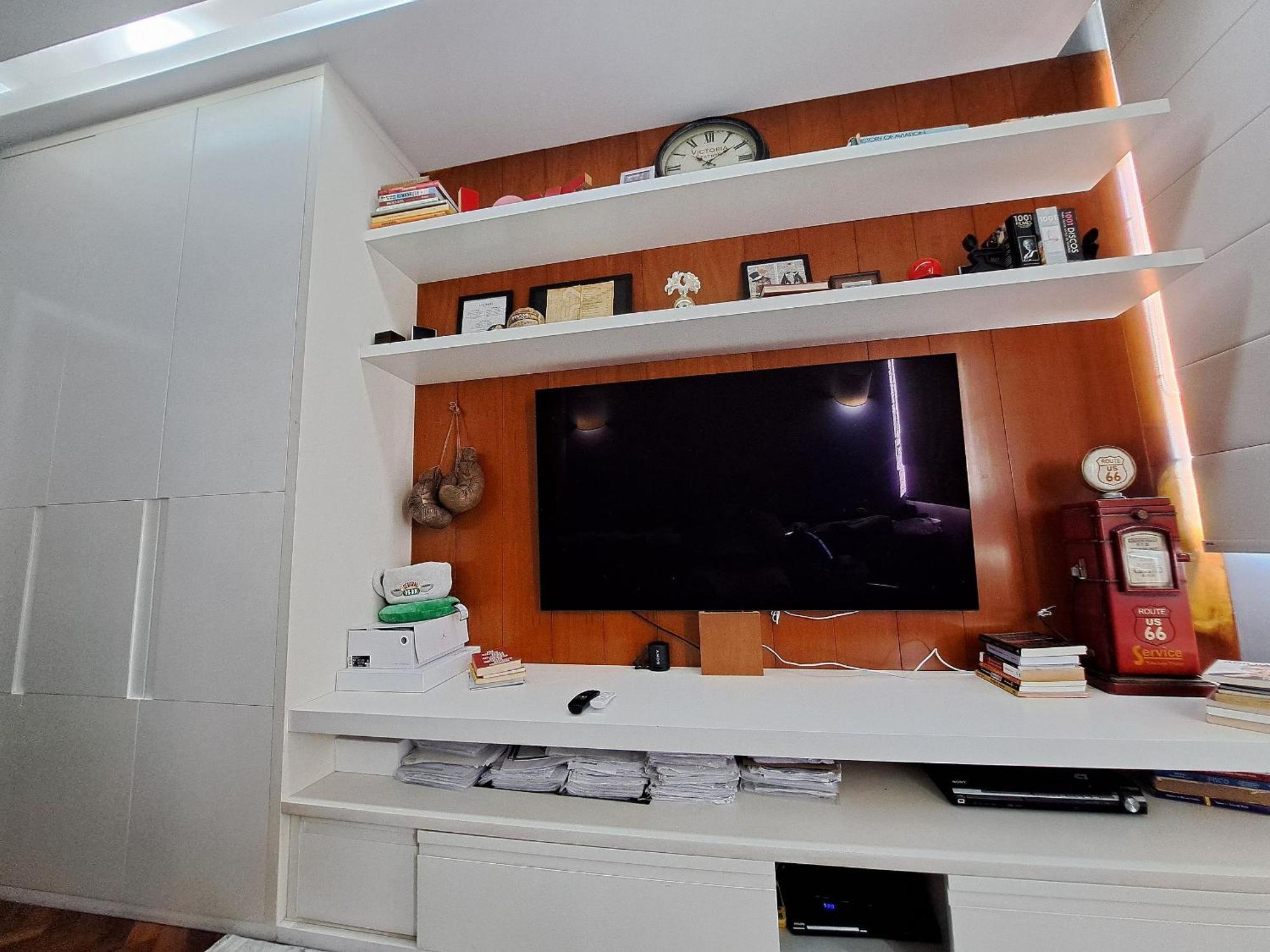 Exclusivo Vaga Ar Tv Metro Copacabana - Proprietario Mora No Local Rio de Janeiro